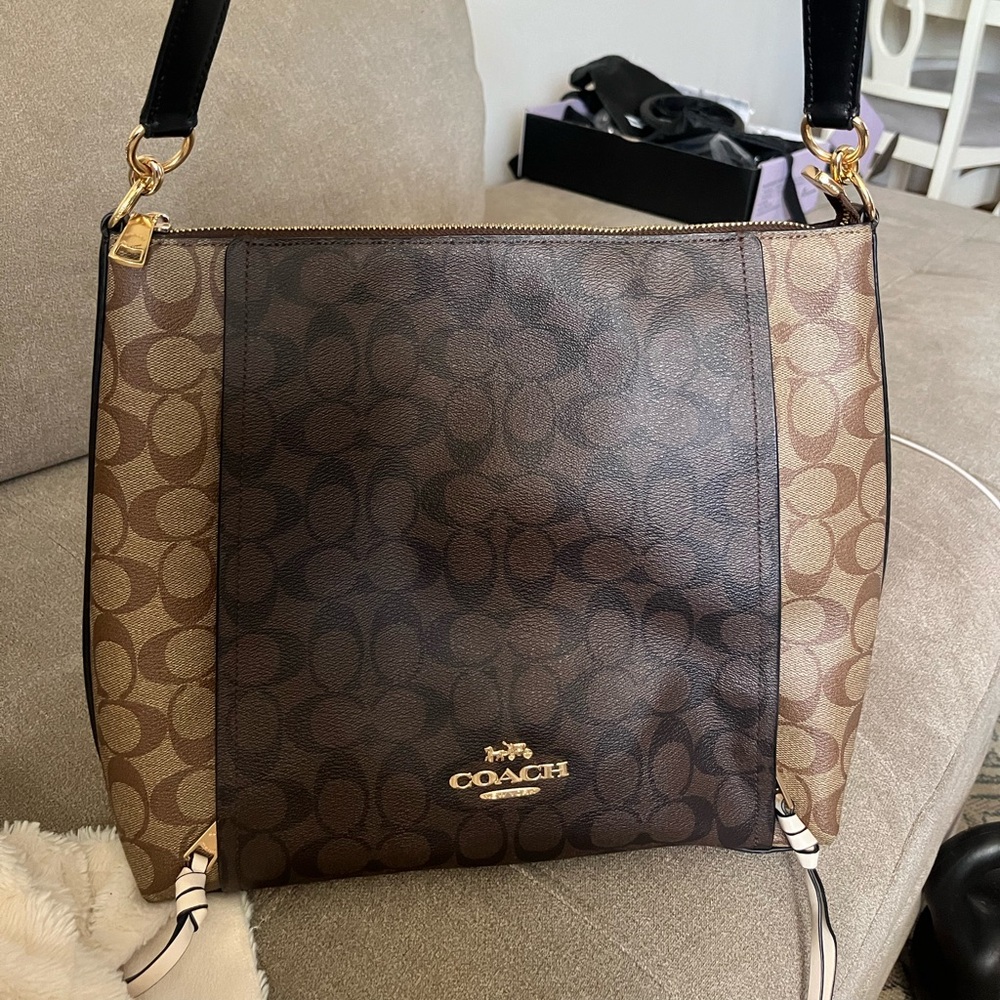 Coach bag used but in great condition